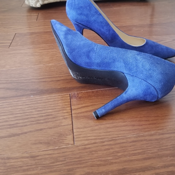 Nine West Blue Suede Heels - Picture 2 of 4